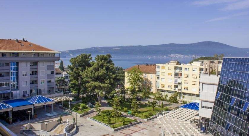 Magnolia Apartments Tivat Exteriör bild