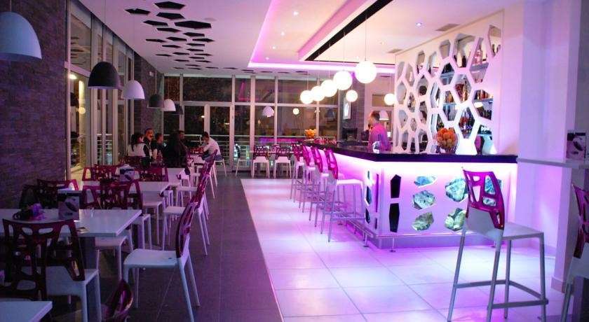 Magnolia Apartments Tivat Restaurang bild
